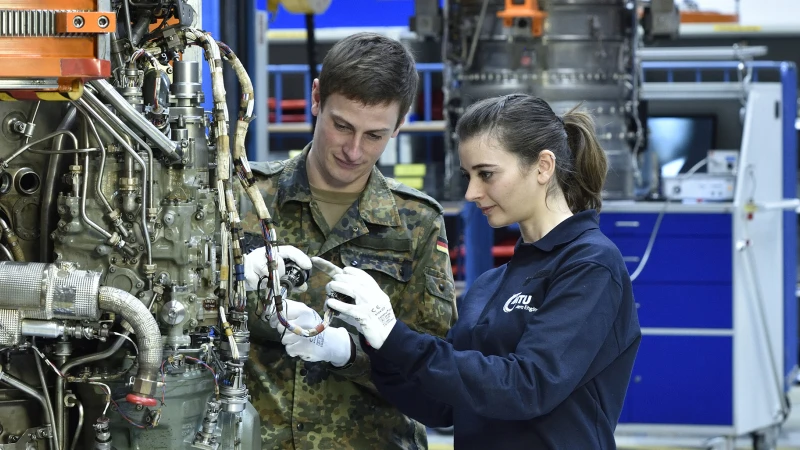 MTU and German Armed Forces celebrate their 20-year EJ200 collaboration