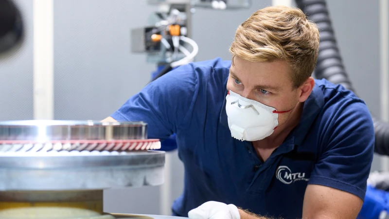 Coatings in engines: Thermal techniques